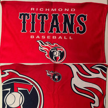 Picture of TITANS PERSONAL TOWEL